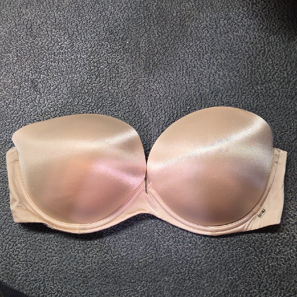 Victoria's Secret Very Sexy Strapless Bra